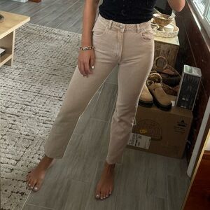 Rollas Original High Rise Straight in Sand Size: 26